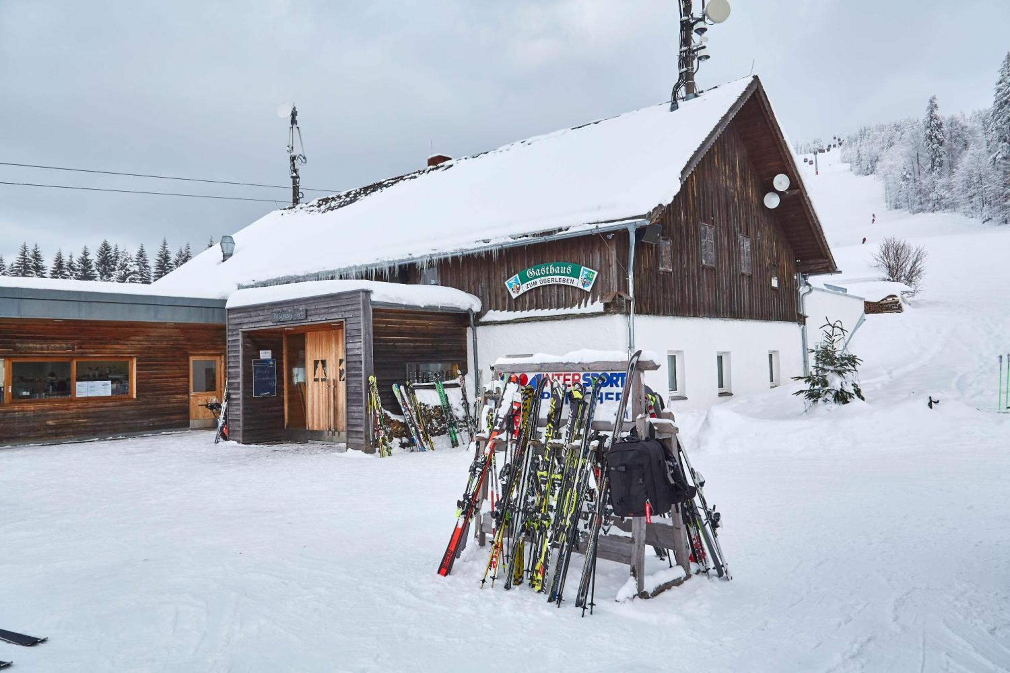 Forsthaus Apartments - Ski + Bike & Hike Клаффер-ам-Хохфихт Экстерьер фото