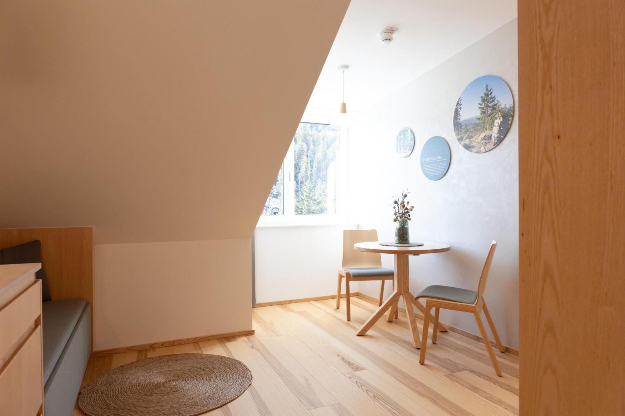 Forsthaus Apartments - Ski + Bike & Hike Клаффер-ам-Хохфихт Экстерьер фото