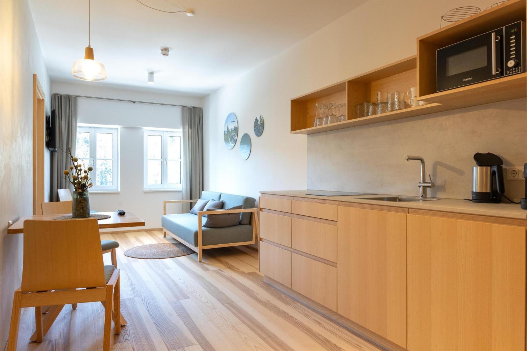 Forsthaus Apartments - Ski + Bike & Hike Клаффер-ам-Хохфихт Экстерьер фото